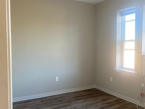 4th image of 7038 Woodland Ave Floor 2