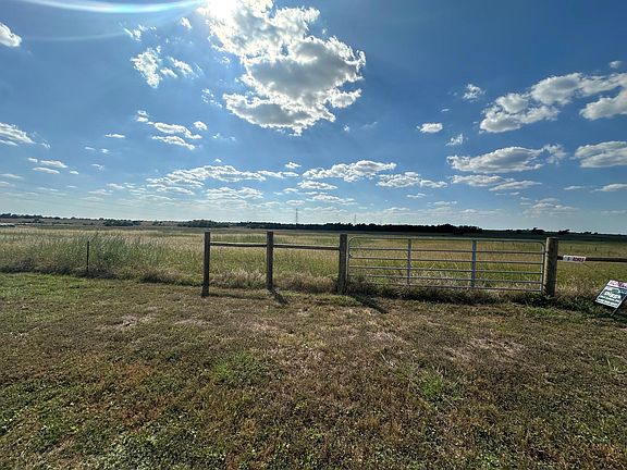 3rd image of 8038 Ohnheiser Kaase Rd