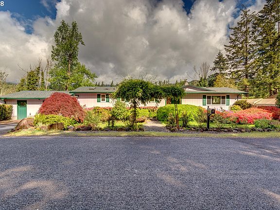 2nd image of 101 Lakeshore Dr