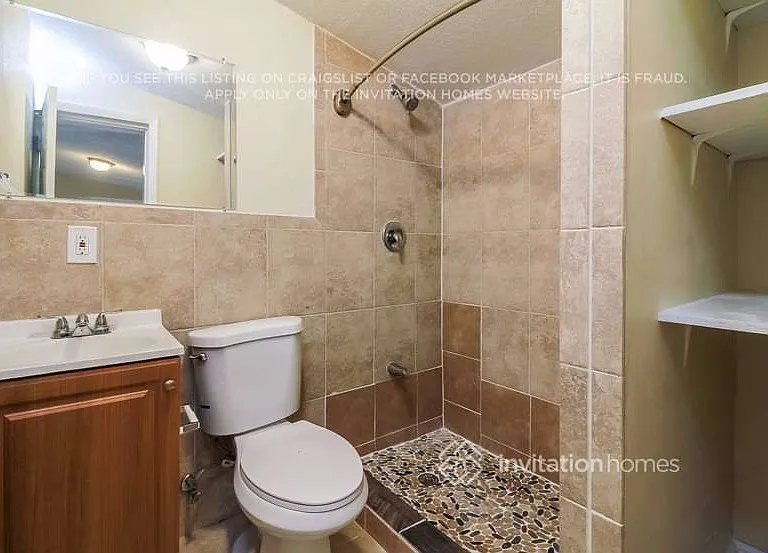 5660 W 9th Ct — Photo 17