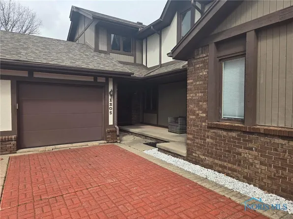 1205 Hidden Ridge Rd #A, Toledo, OH 43615