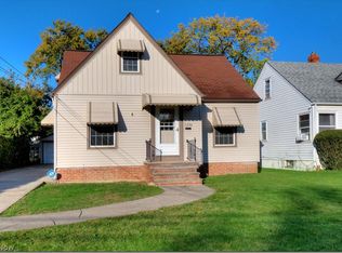 5236 Henry St, Maple Heights, OH 44137