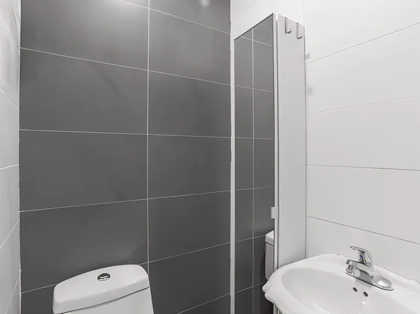 248 Melrose Street image 8 of 9