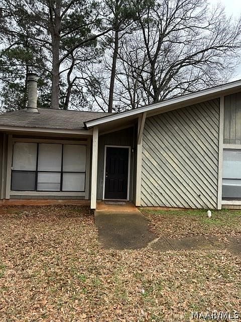 1st image of 27 Glenwood Ct