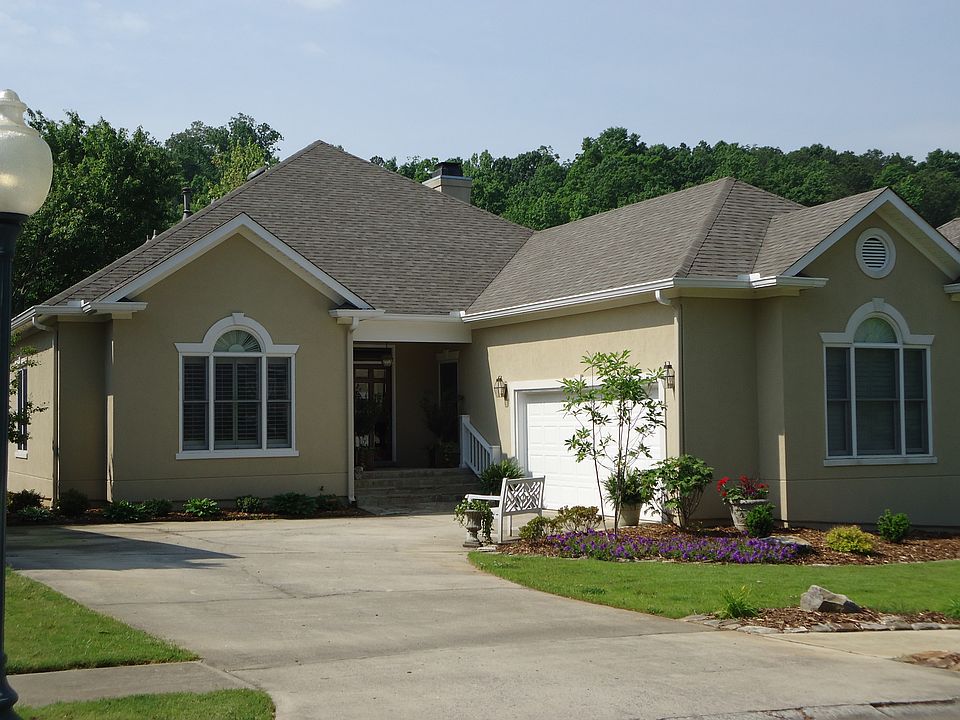 100 Ridgewood Circle