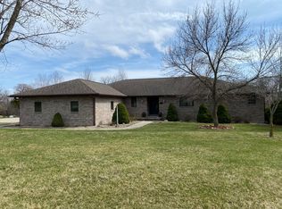 27406 Northridge Dr, Maryville, MO 64468