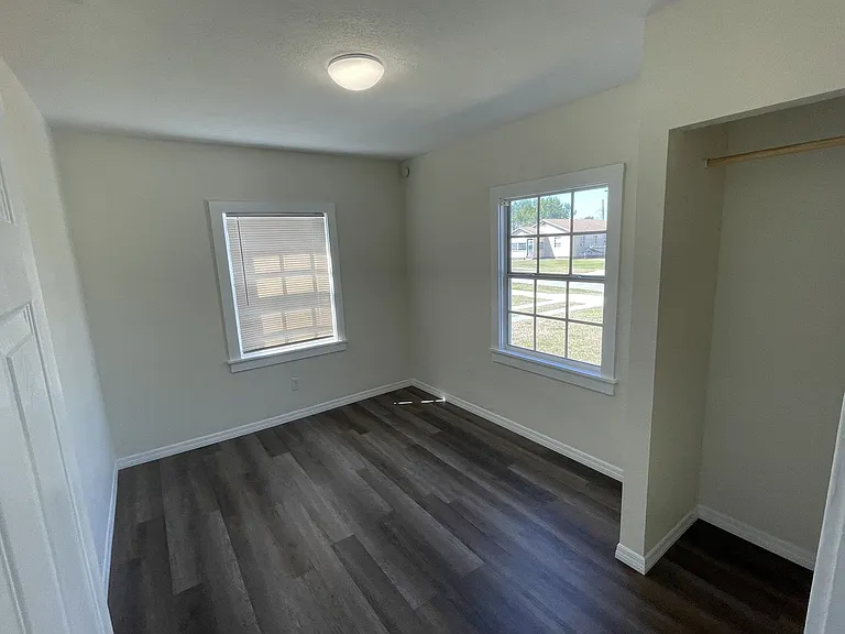 617 Lakehurst St — Photo 5