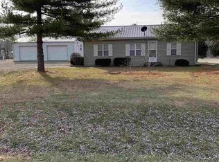 9194 State Route 154, Tamaroa, IL 62888