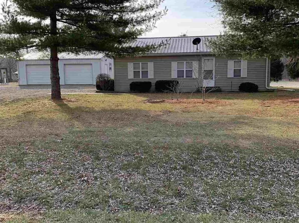 9194 State Route 154, Tamaroa, IL 62888