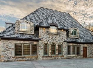 4900 S Marilyn Dr, Holladay, UT 84117