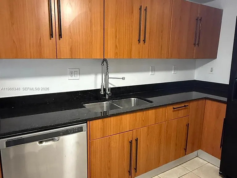 3001 S Ocean Dr #107 — Photo 12