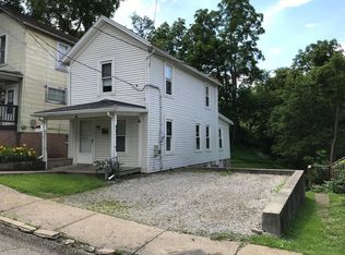 15 Walker St, Athens, OH 45701
