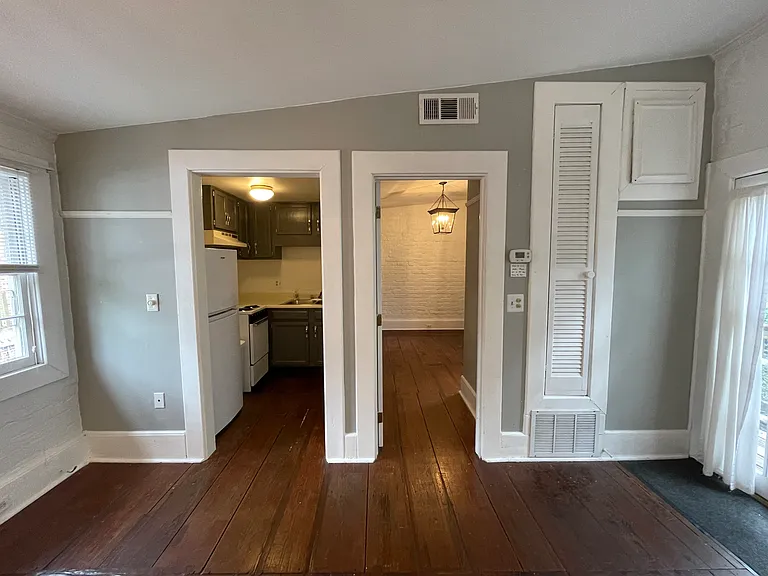 122 W Charlton Ln #F — Photo 18