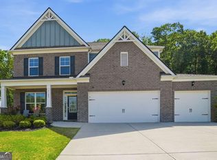 7185 Breezeswept Hts, Cumming, GA 30028
