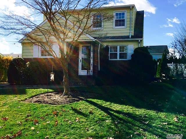 1st image of 76 Highfield Ave