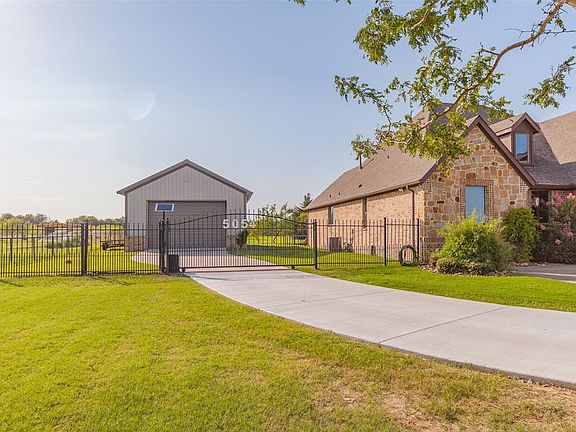 4th image of 5054 White Pine Dr