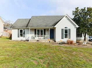 1111 Gardendale Dr, Murfreesboro, TN 37130