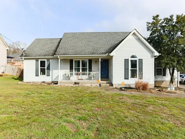 1111 Gardendale Dr, Murfreesboro, TN 37130