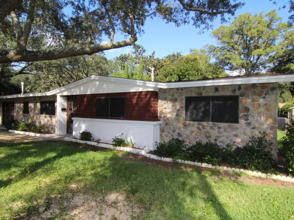 3 Waynel Cir, Fort Walton Beach, FL 32548