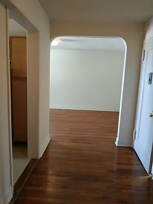 Rented by EZ Sell Realty | media 25