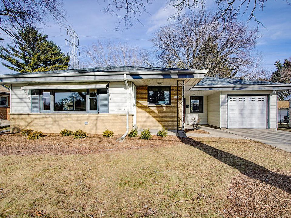 1st image of 5464 N Dexter Ave