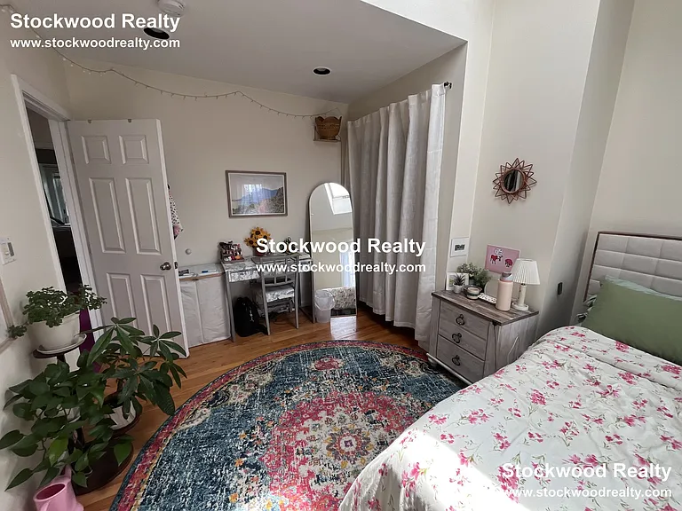 11 Gates St #2 — Photo 46