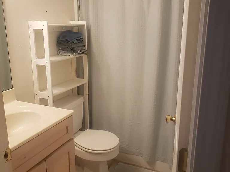 1725 Sage Ln — Photo 7