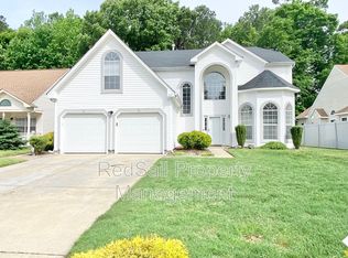 889 Holbrook Dr, Newport News, VA 23602