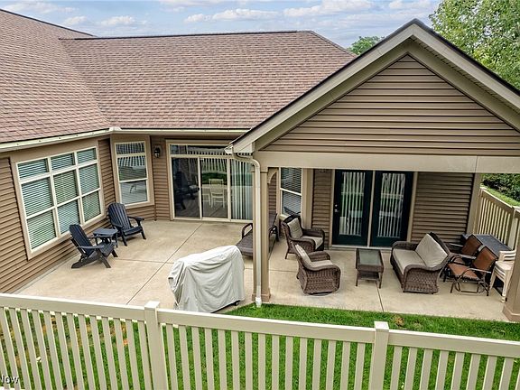 3rd image of 5301 Redford Dr