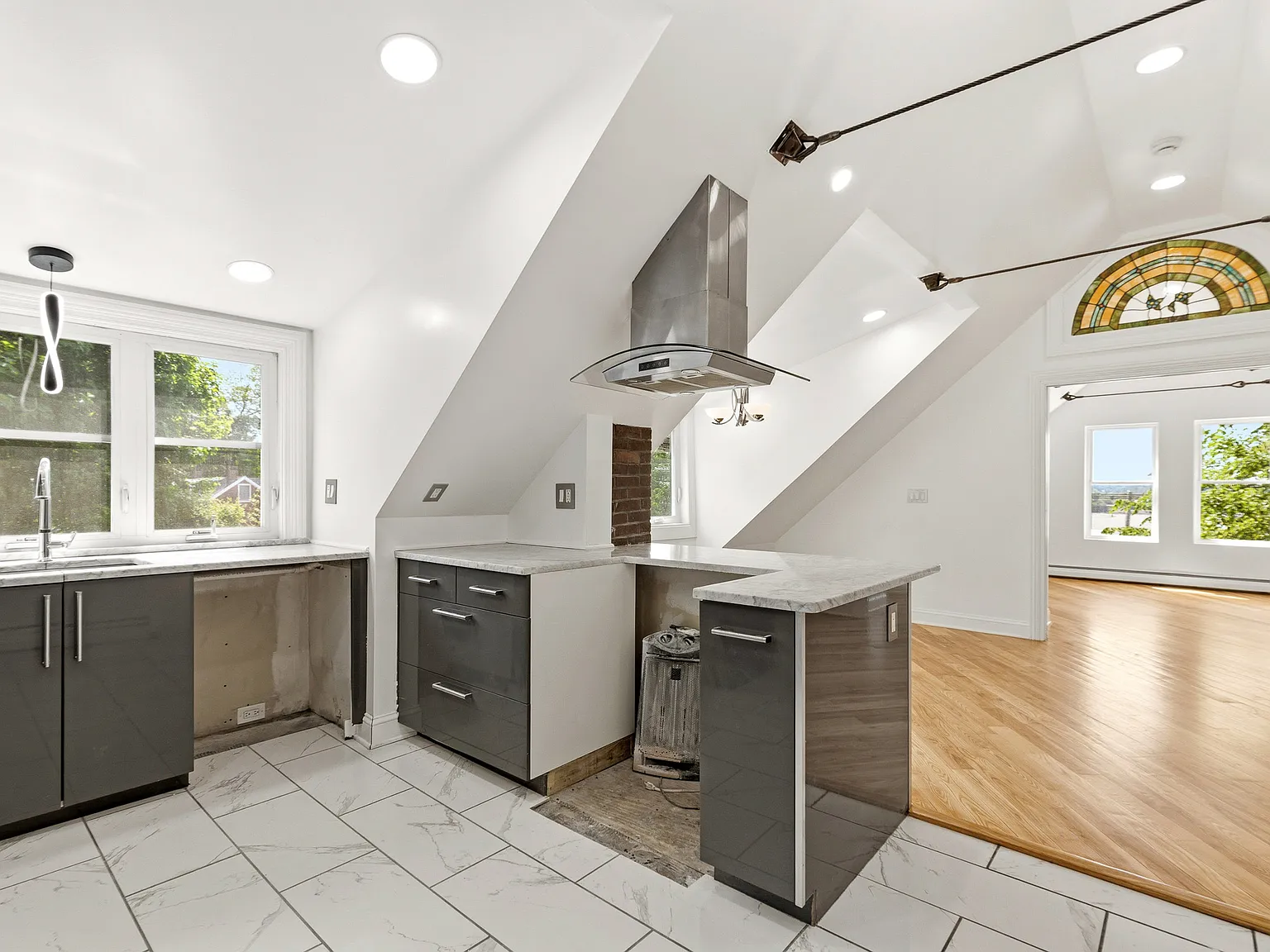 481 Danforth Street - 3 — Photo 3