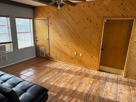 4th image of 1812 Rincon St