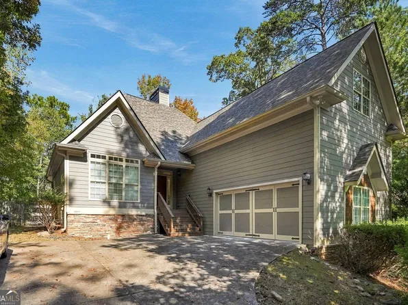 138 Wolverine Dr, Waleska, GA 30183