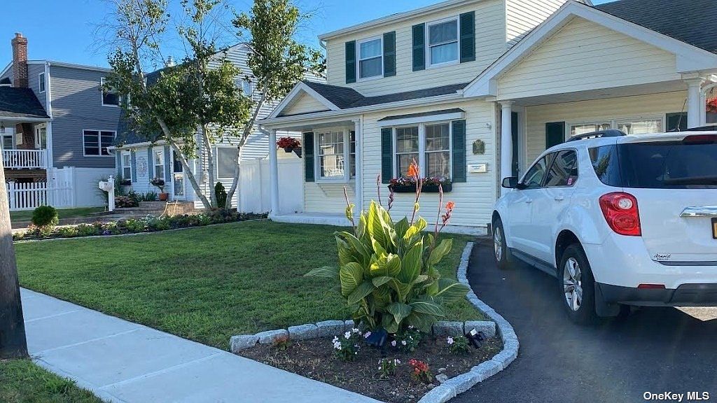 30 East Drive, Copiague, NY 11726 Zillow