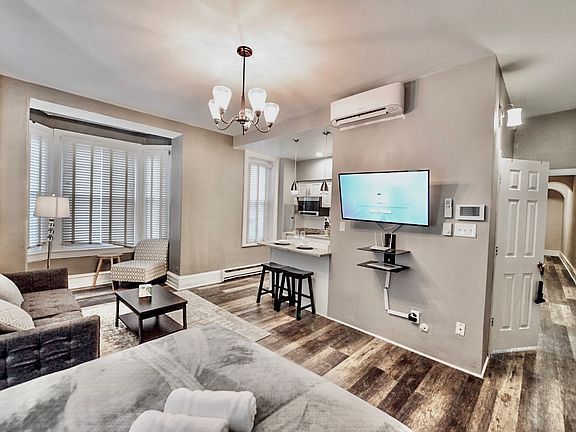 5th image of 302 S 12th St #201A