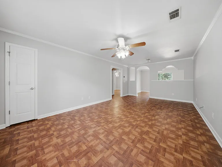 4800 Leah Ln — Photo 6