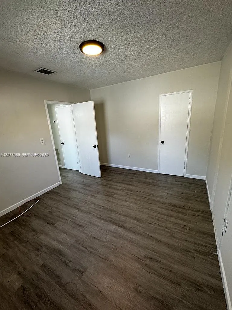 South Bay Estates — Photo 2