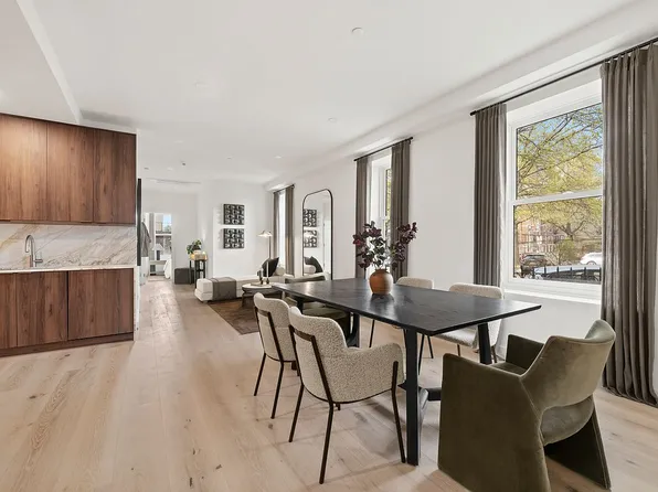 501 8th Ave Unit Parlor, Brooklyn, NY 11215