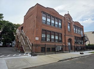 22 Richard St #101, New Haven, CT 06513