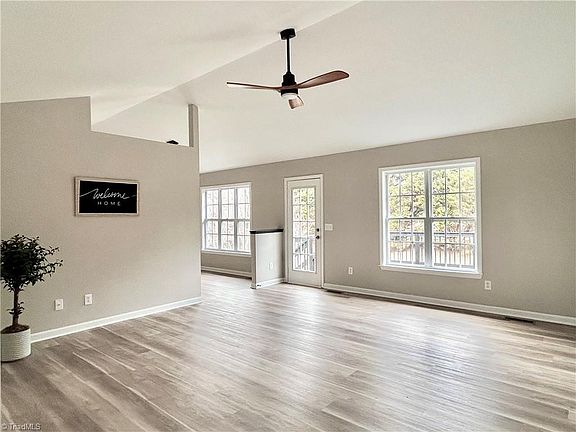 5th image of 6148 Tory Ct