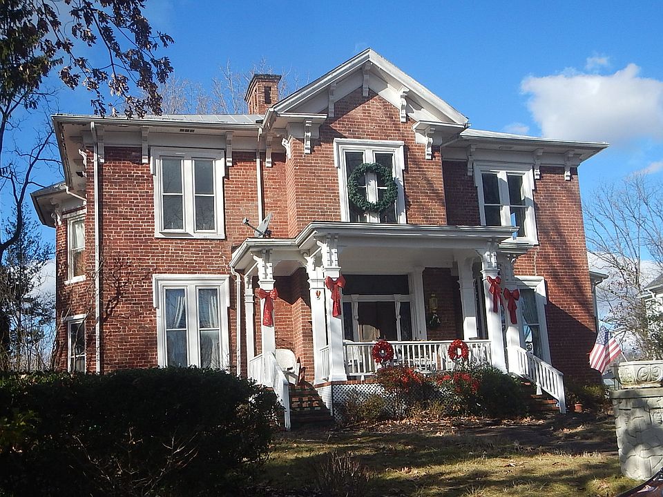 1st image of 135 Sherwood Ave