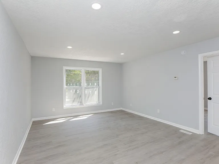 401 Maryland Ave — Photo 4