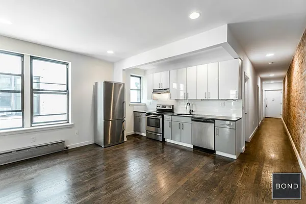 Rented by Bond New York | media 15