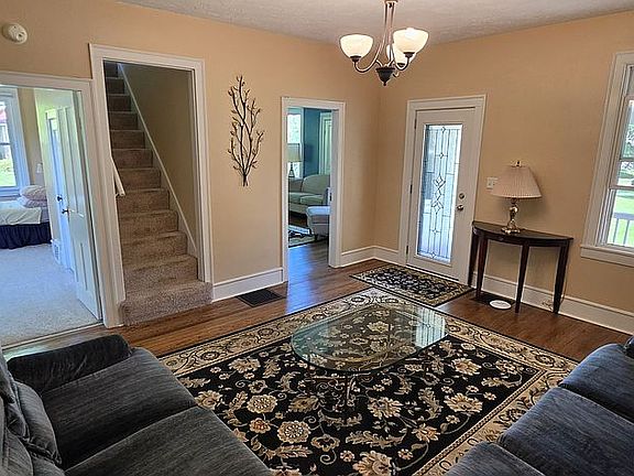 5th image of 4912 Chestnut Rd