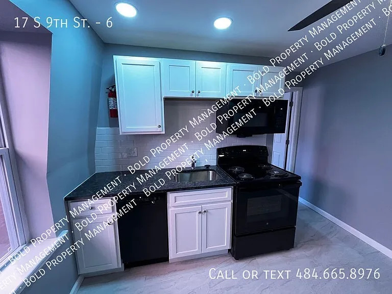 17 S 9th St #6 — Photo 3