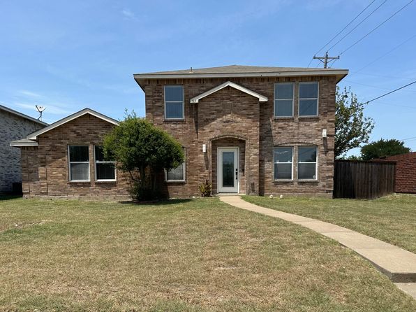 765 Lowe Dr