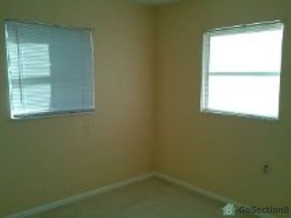 5th image of 9802 N Bro0ks St #Ab