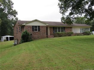 1372 Wilma Sigmon Rd, Lincolnton, NC 28092