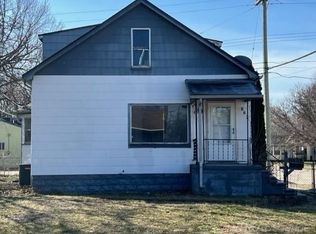 171 W Meyers Ave, Hazel Park, MI