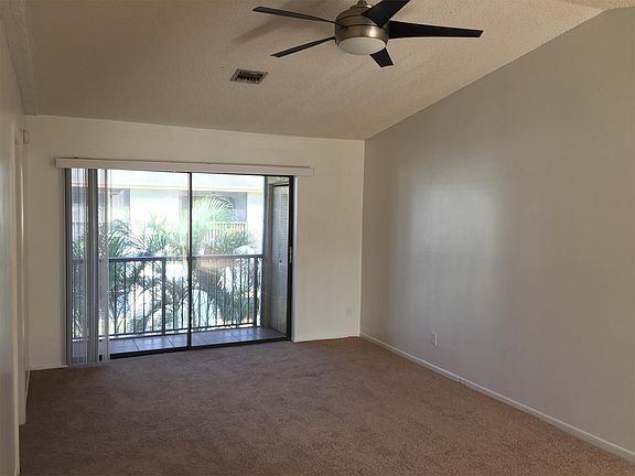 4th image of 142 NW 60th Avenue B #2-6-276