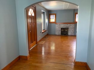 1240 N Dirksen Pkwy, Springfield, IL 62702